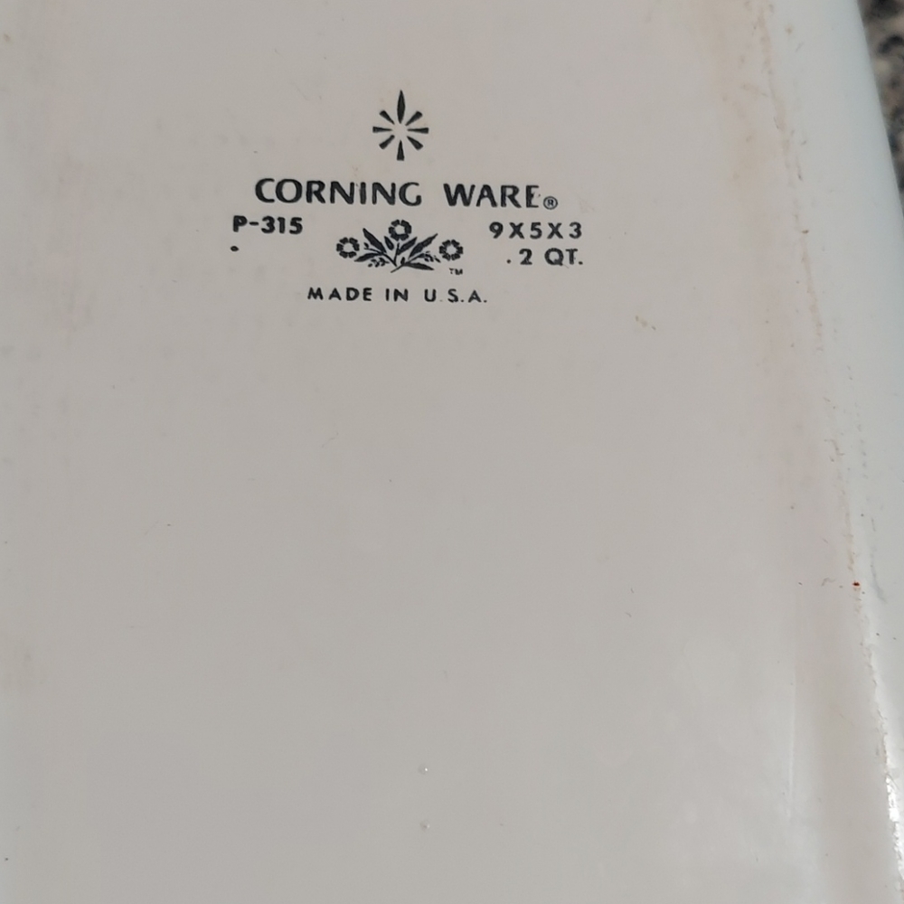 Vintage 1970 Corning Ware - Picture 5 of 8